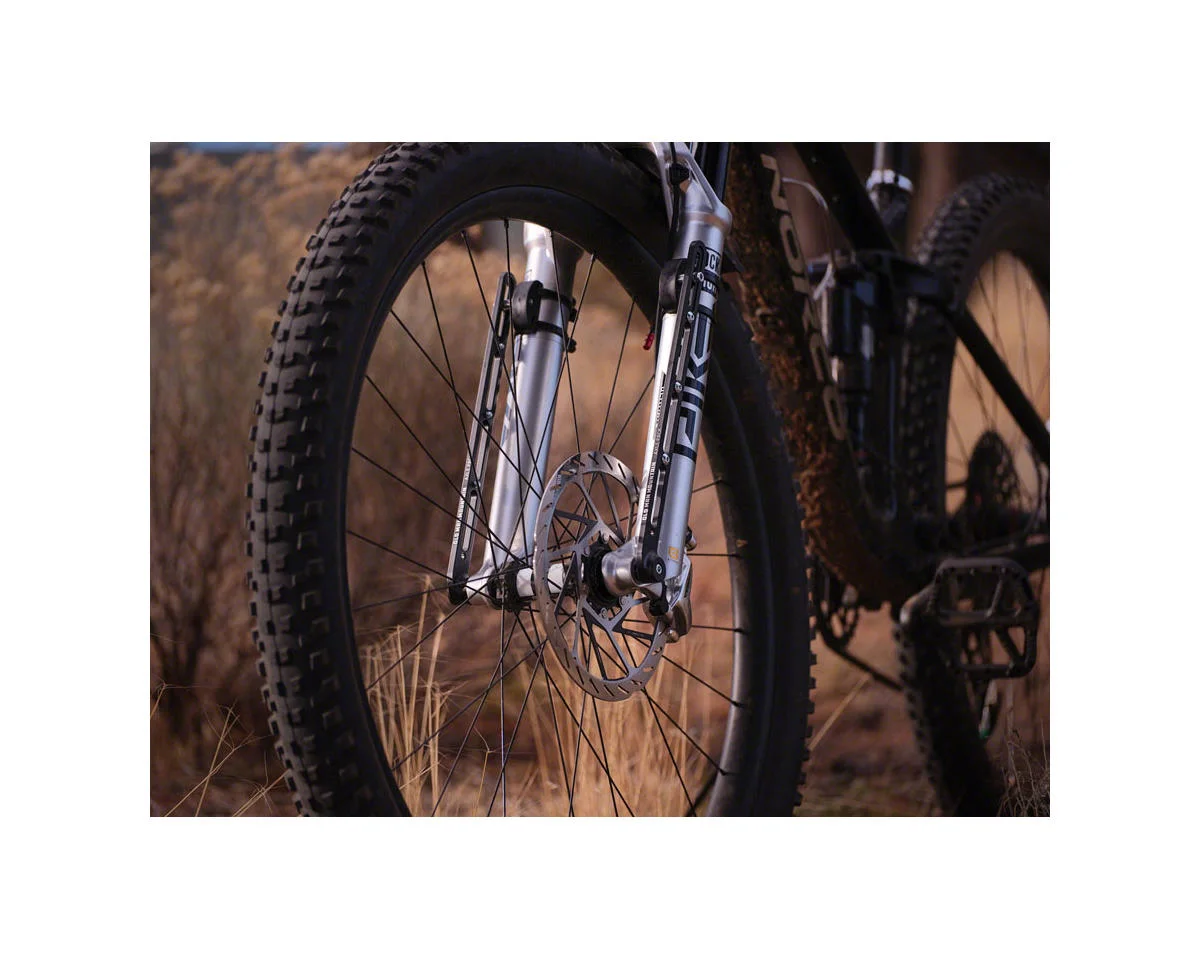Old Man Mountain Axle Pack Fork Mount Rack - view 2